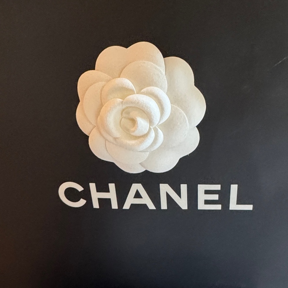 CHANEL Quilted Card & Key Wallet in Camel Tan with Gold CC - Picture 7 of 12